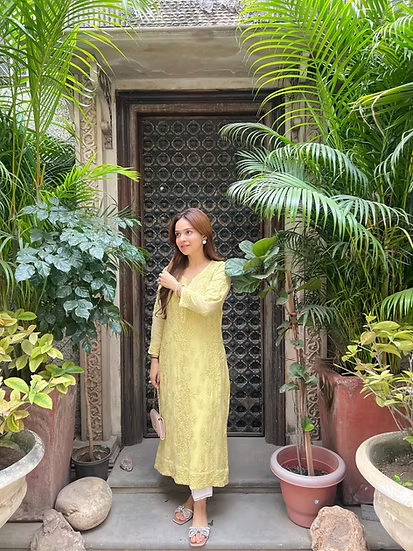 LAILA YELLOW VISCOSE PURE HAND EMBROIDERED CHIKANKARI LONG KURTA