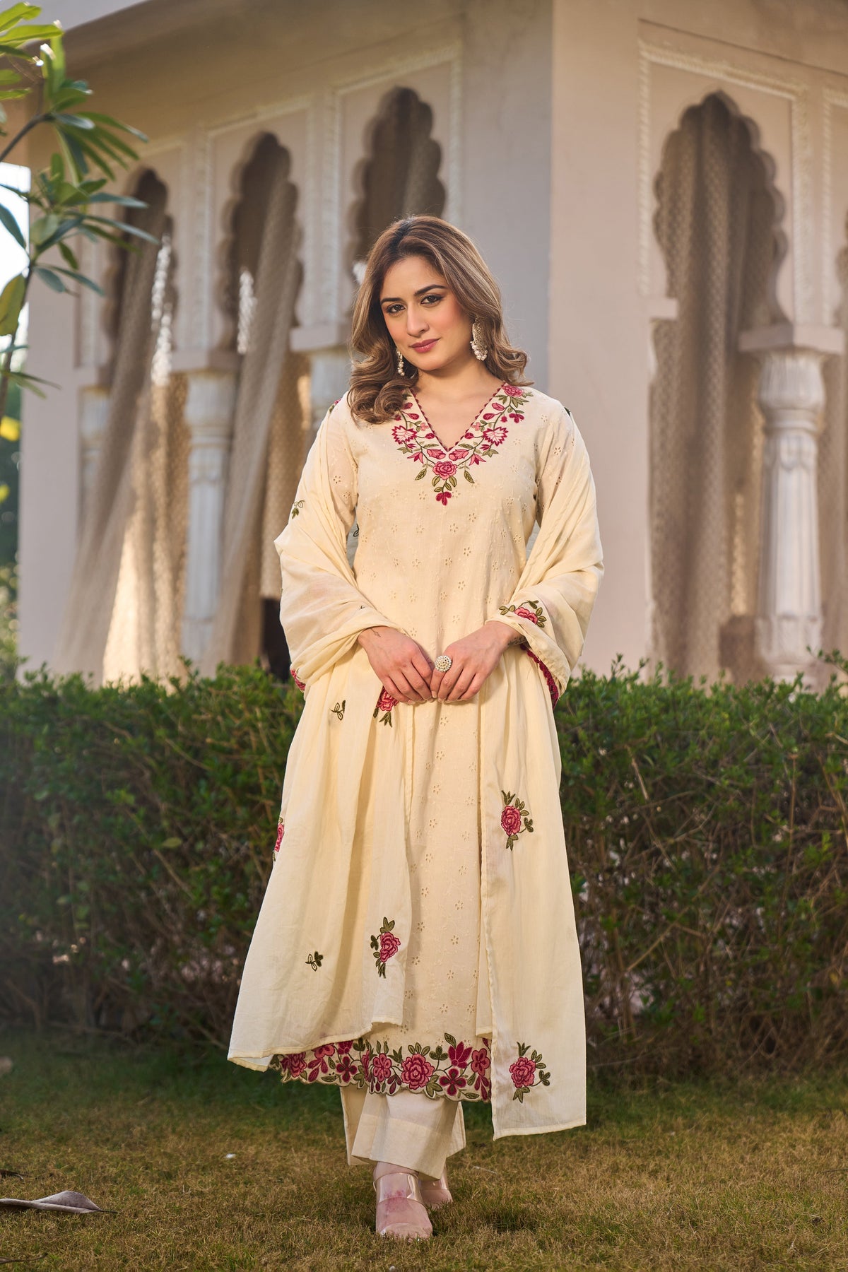 PRIYA IVORY COTTON CHIFFLI SUIT SET