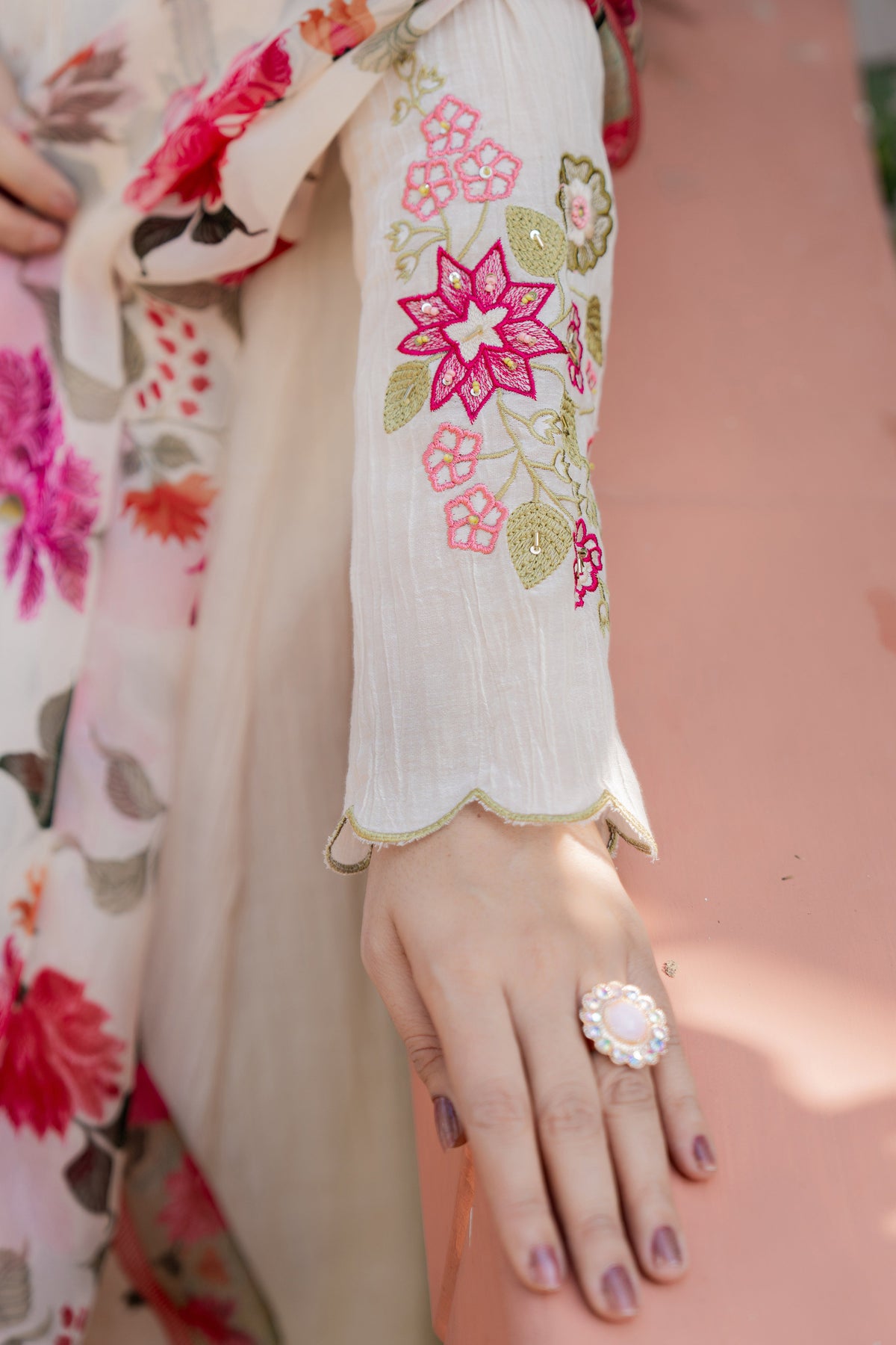 RIMJHIM CREAM FLORAL PREMIUM MUL COTTON SUIT SET