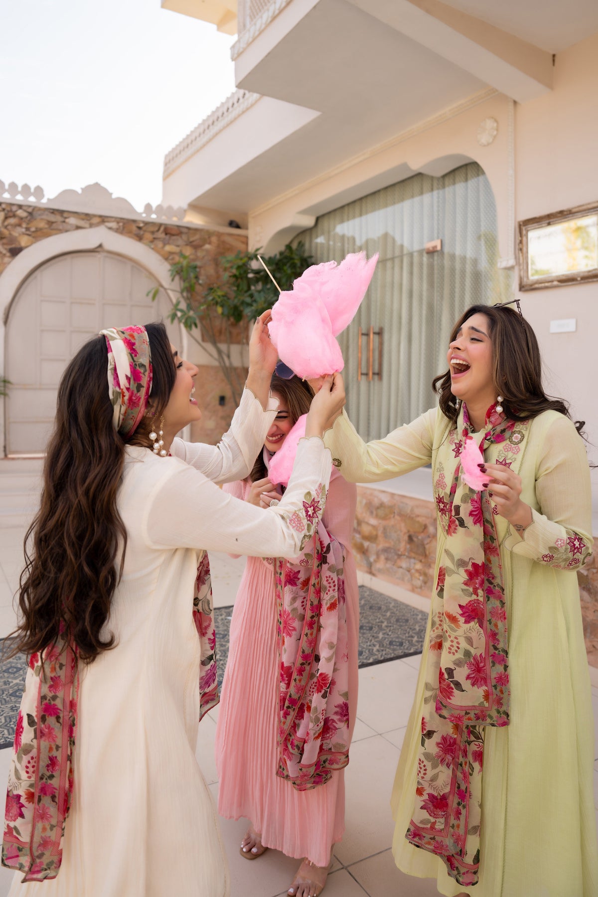RIMJHIM CREAM FLORAL PREMIUM MUL COTTON SUIT SET