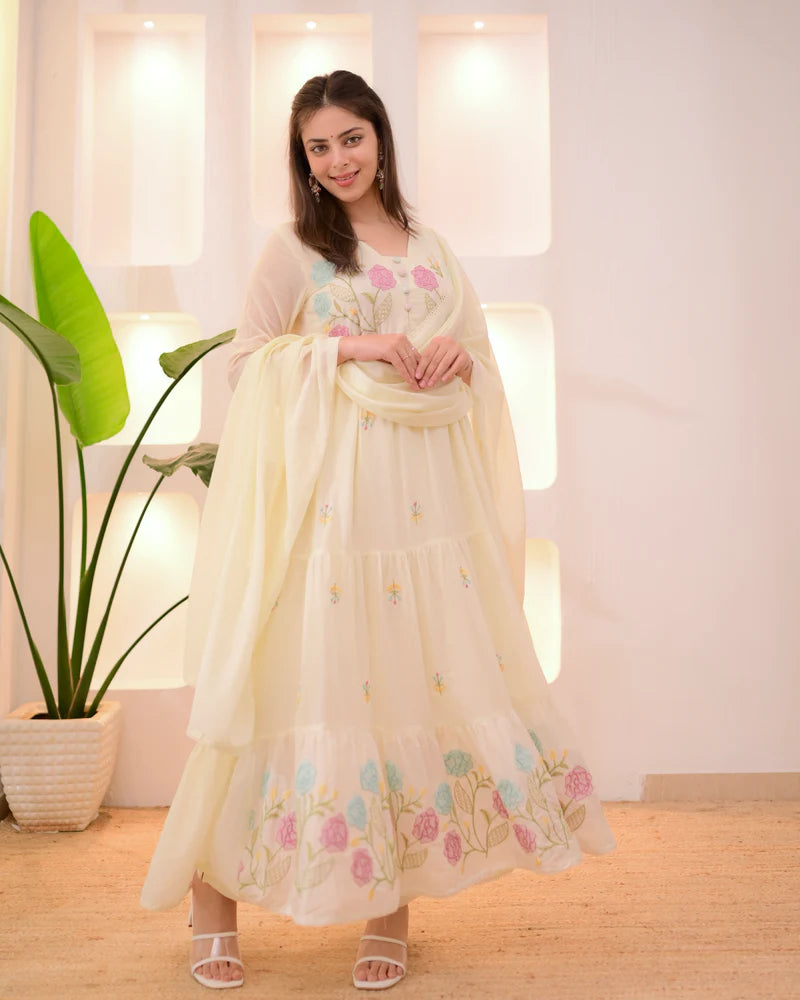 APSARA OFF WHITE MUL COTTON EMBROIDERED SUIT SET