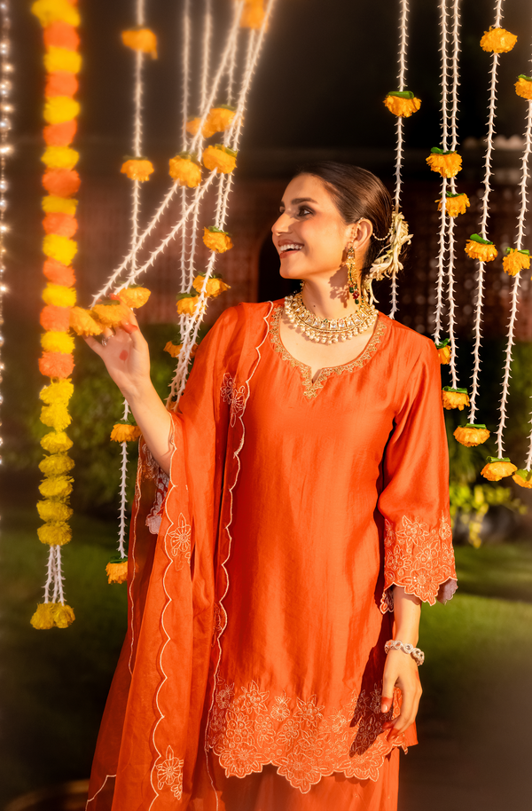 ROSHNI ORANGE BLOOM SATOORI SILK SUIT SET