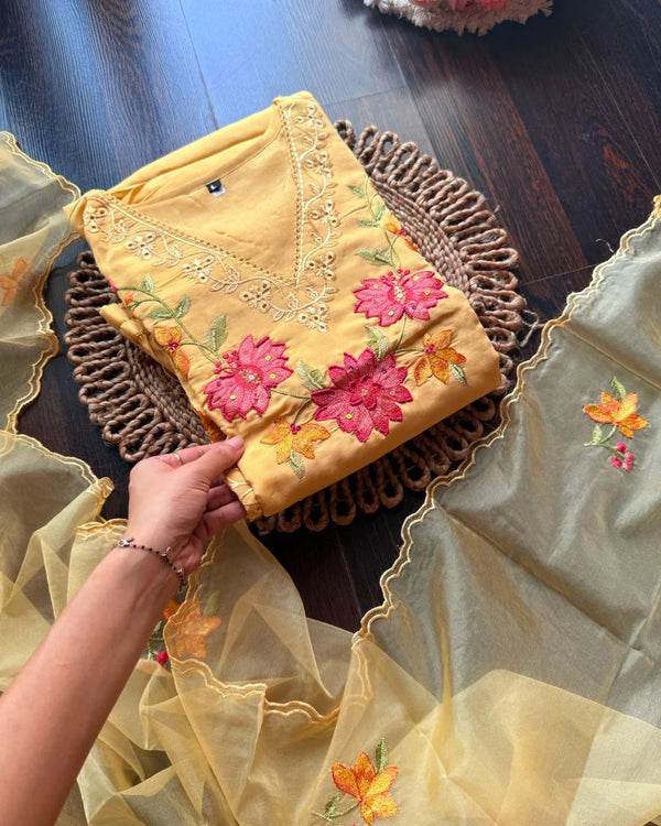 VANYA LIGHT YELLOW ROMAN SILK SCIFFLI DETAILED SUIT