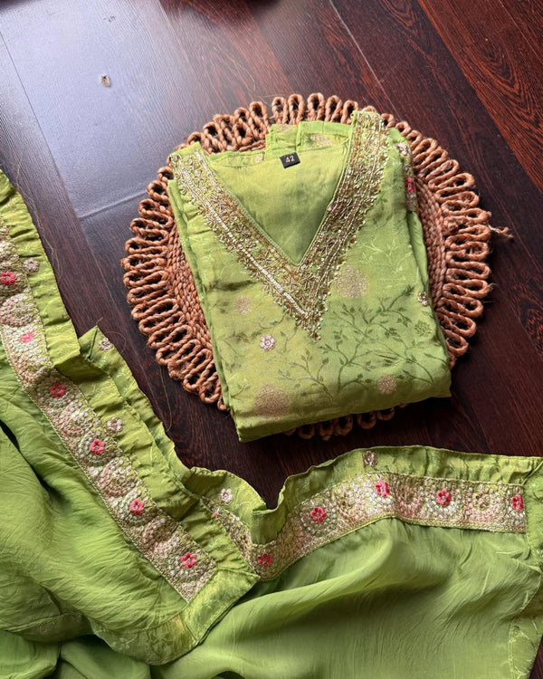 SUNDARI GREEN PREMIUM RUSSIAN SILK JAQUARD SUIT SET