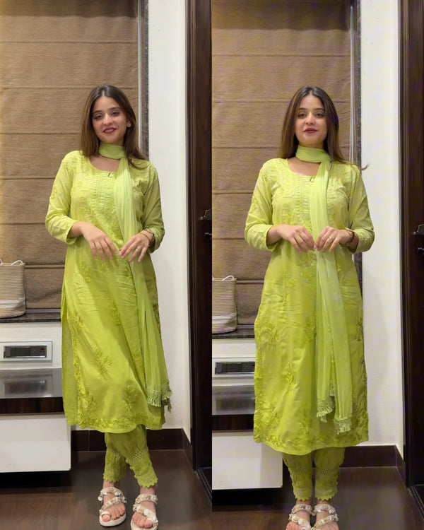 HEENA GREEN CHIKANKARI 3 PIECE TIE DYE SUIT SET