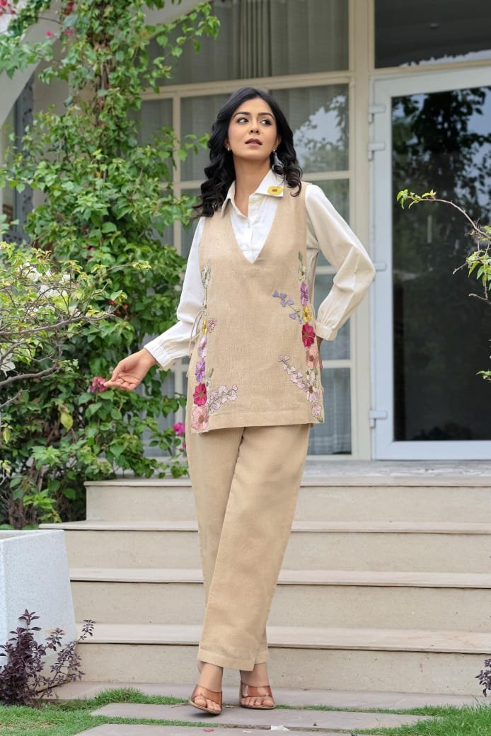 SHEFALI PREMIUM JUTE COTTON SHIRT WITH COVERUP CO-ORD 3 PEICE SET