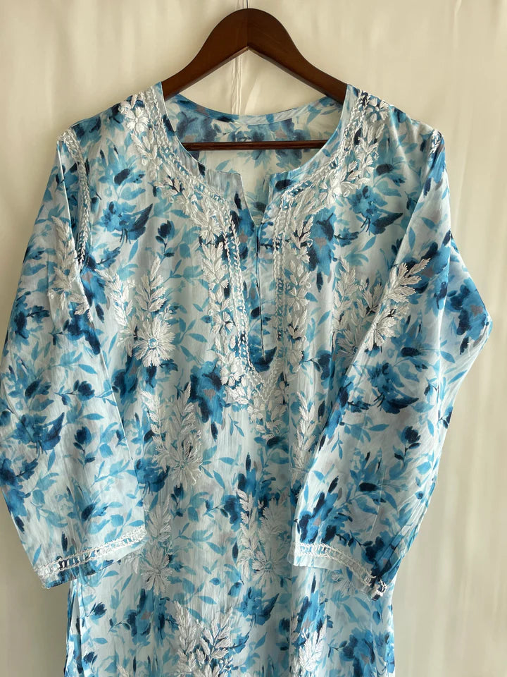 AALIA CHIKANKARI POWDER BLUE MUL COTTON STRAIGHT KURTA - Ethnic Naari